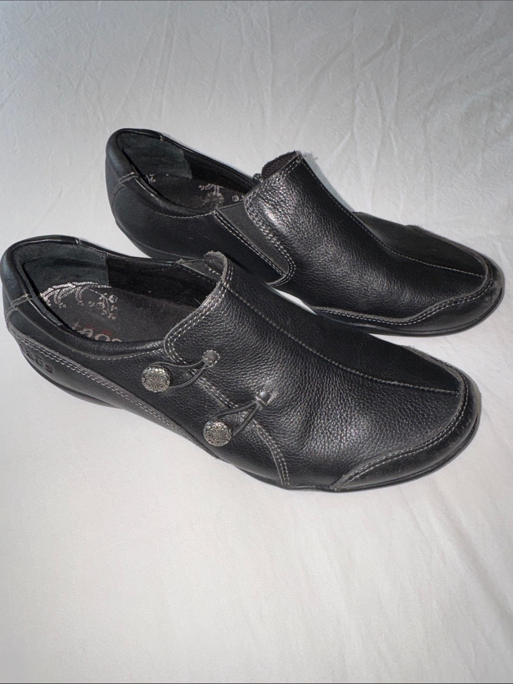 TAOS ENCORE LEATHER SLIP-ON SHOES SIZE 7.5 7 1/2 EU 38